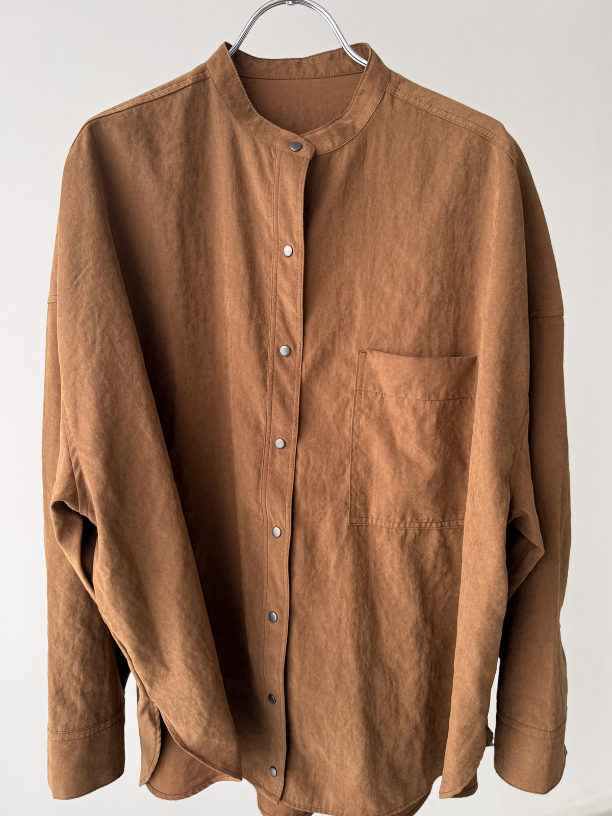 BROWN｜珈琲色の彼のシャツ