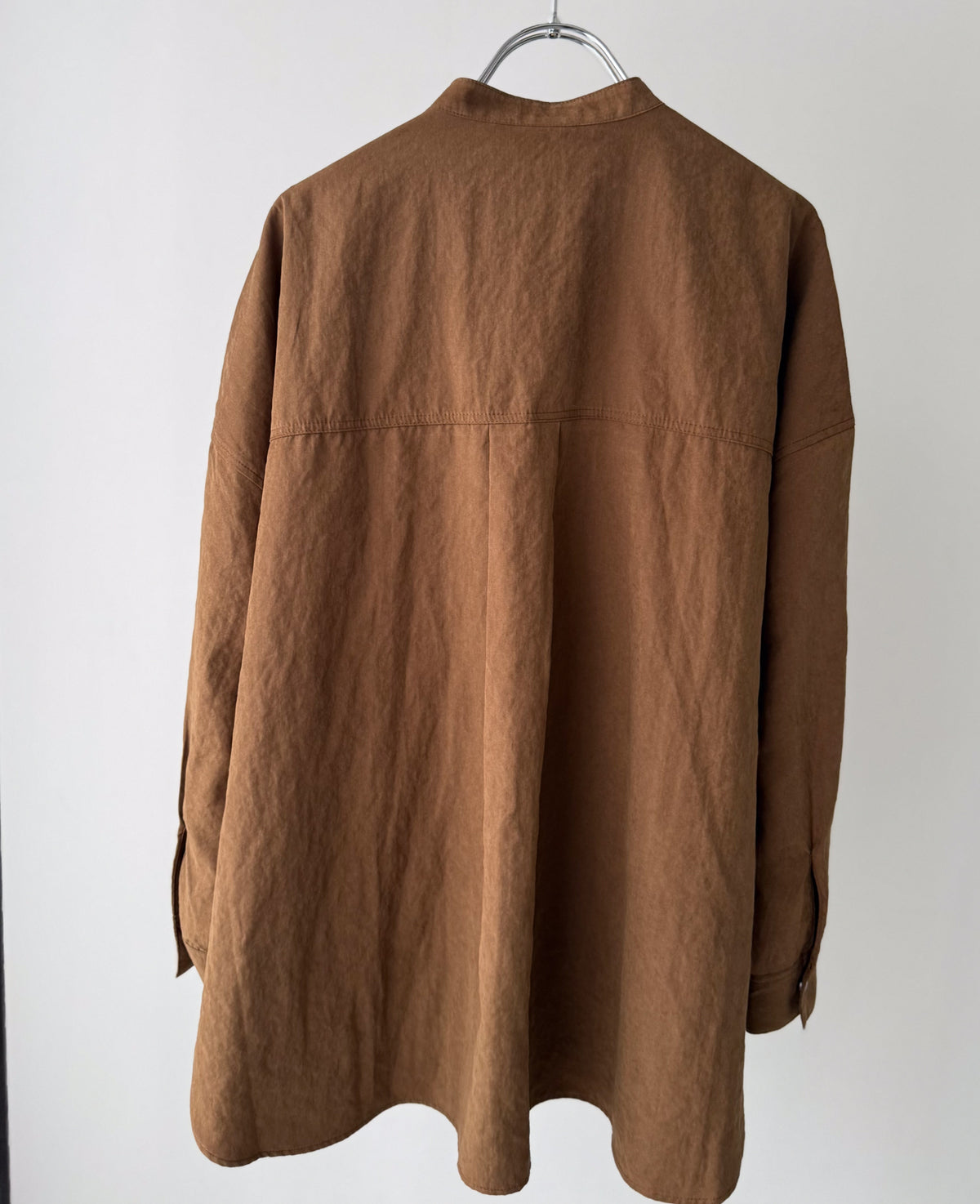 BROWN｜珈琲色の彼のシャツ
